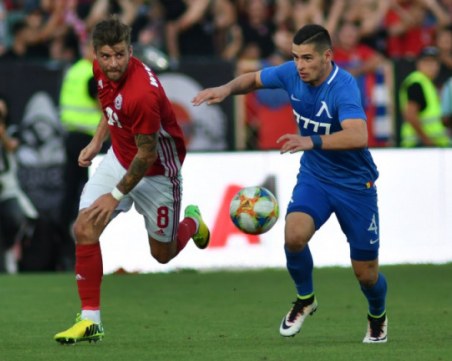 Валери Симеонов разкри как ще се процедира с футбола в кризата с коронавируса