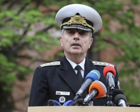 4-ма военни и 9 цивилни служители на Министерство на отбраната са с коронавирус