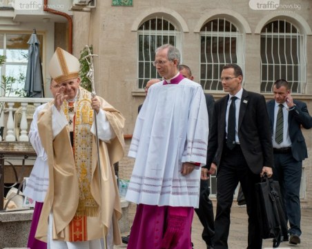 Католиците в Раковски си спомнят за посещението на папата: Уникално преживяване!