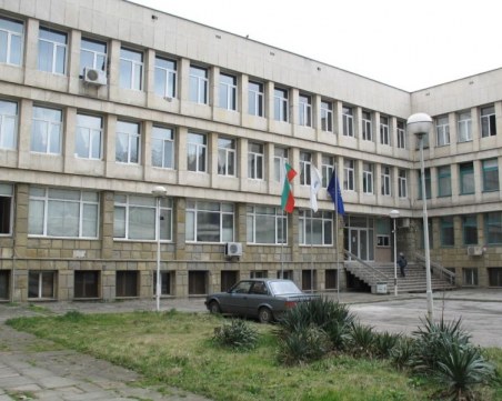 Още един мъж с COVID-19 почина във Велико Търново