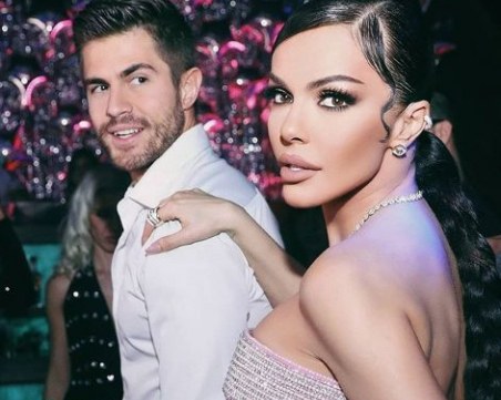 Галена заби сметанова торта в лицето на Иво Аръков