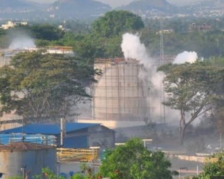 Газ изтече от химически завод в Индия! Има загинали и ранени