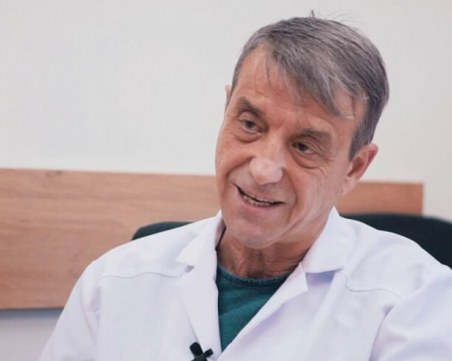 Проф. Коста Костов: Далеч сме все още от ваксина