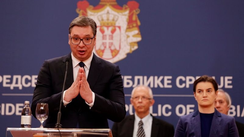Край на извънредното положение в Сърбия, пада и вечерният час