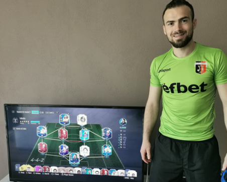 Локо разгроми Левски в първия мач