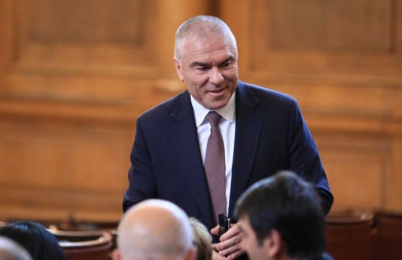 Марешки: Спечелих повече по време на кризата, но не от аптеките