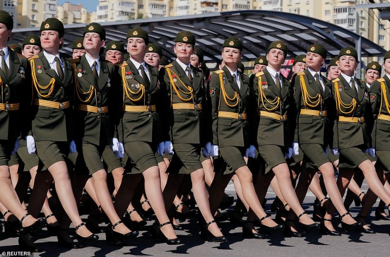 В Беларус раздавали подкупи за присъствие на парада за Деня на победата