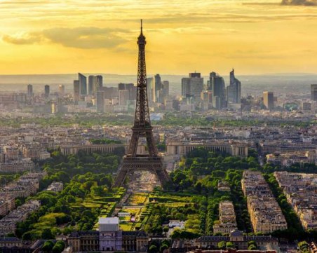 Франция облекчава мерките, падат декларациите за излизане от вкъщи