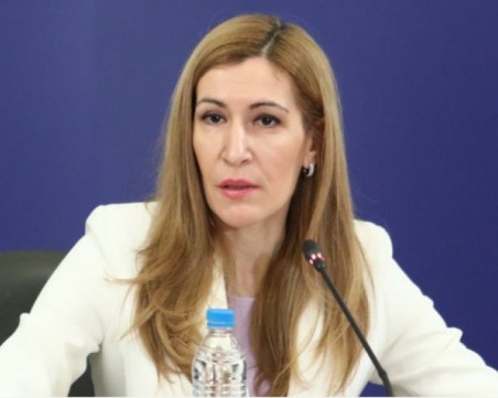 Хотелите отварят утре, но пътуването в ЕС ще става по единни правила