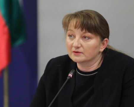 Мярката 60/40 ще продължи и след юни, но не за всички сектори