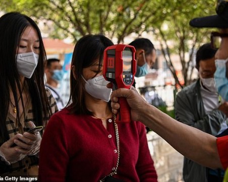 В Ухан тестват 11 милиона души за 10 дни