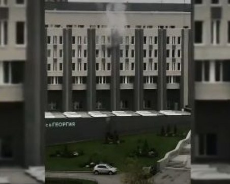 Започна криминално разследване на пожара в болницата 