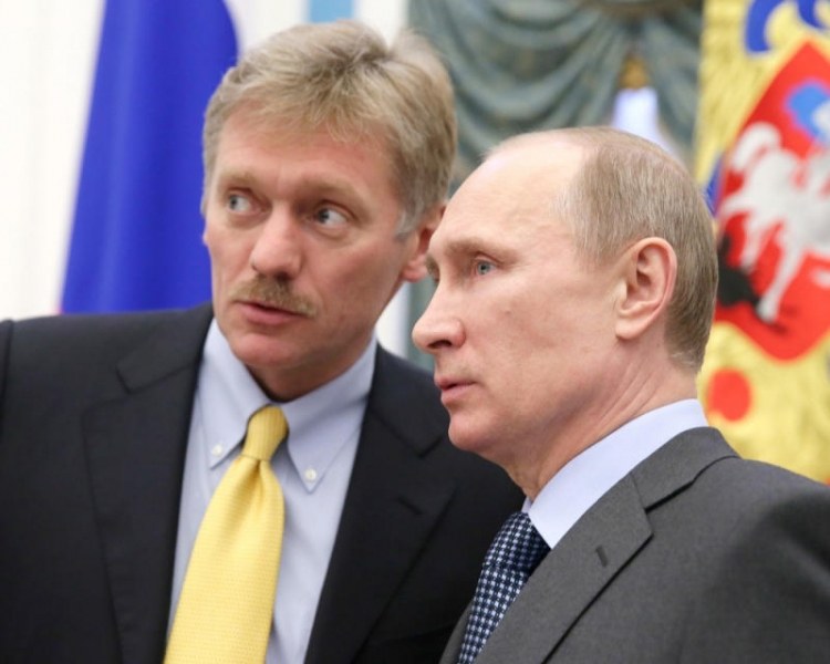 Бум на COVID-19 в Русия: Пресаташето на Путин е болен, в болница е