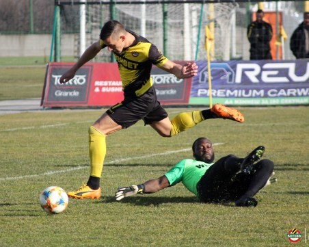 Ананиев: Футболното първенство се подновява на 5 юни