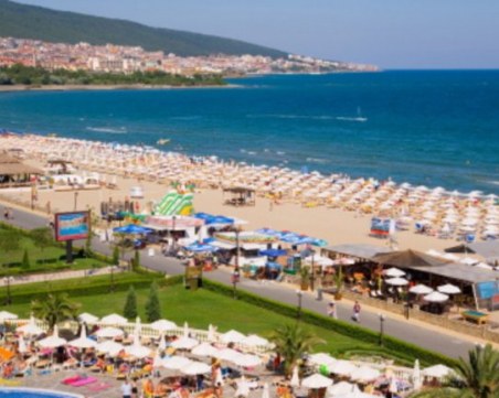 Министърът: Трябва да има карантина за туристите