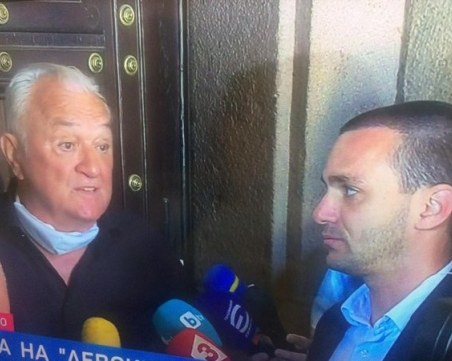 Сашо Диков още не е допуснат в МС, не му вдигали телефона