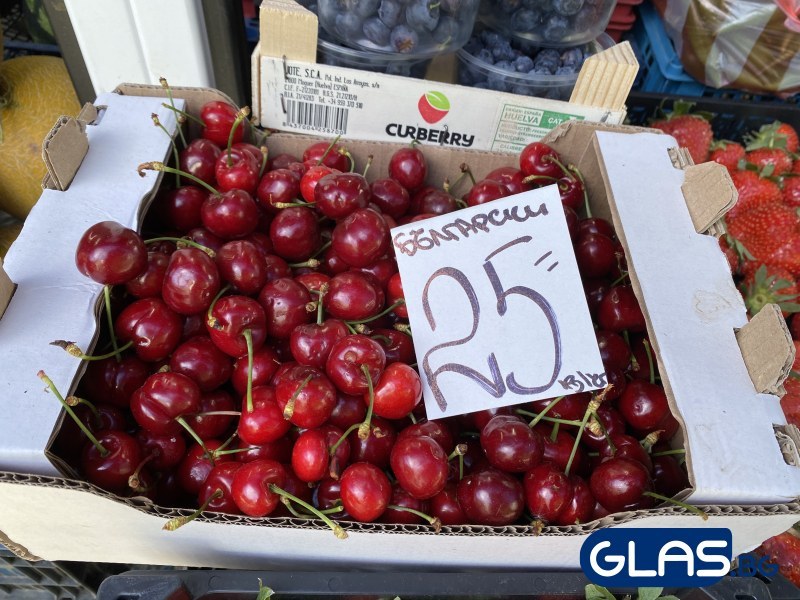 Ранните череши в Пловдив пет пъти по-скъпи от ягодите