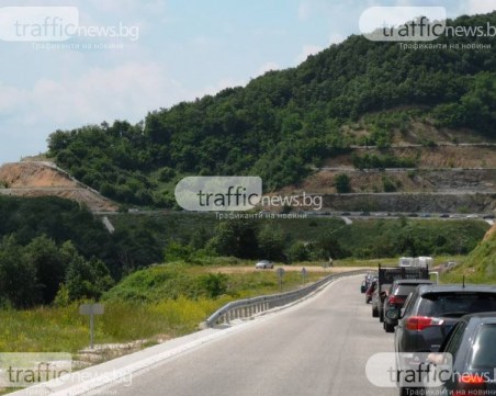 Мутафчийски: Възможно е пътуването зад граница без карантина, ще се водят преговори