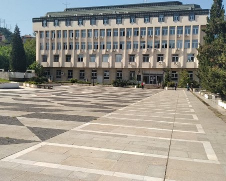 Преобразяват централния площад в Асеновград с над 4 млн лв