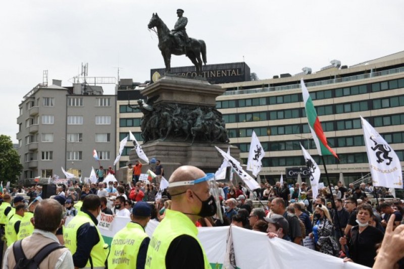 Протест блокира булевард в столицата