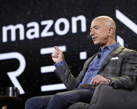 Американски бизнесмен може да стане първият трилионер в света