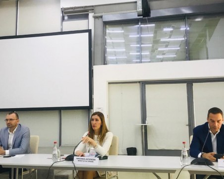 Отваряме границите за туристи от държави със сходна епидемична обстановка