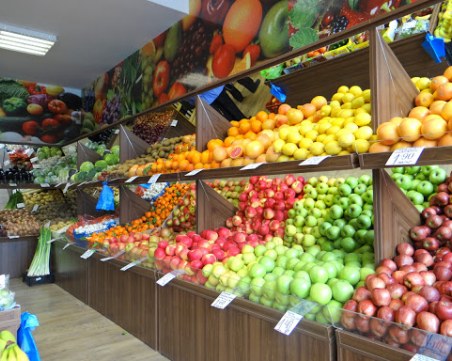 Танева: Не сме ограничавали стоки от чужди производители