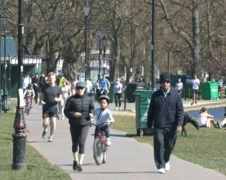 468 смъртни случая в първата събота след разхлабване на марките във Великобритания