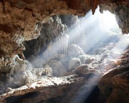 Четирима иманяри загинаха в пещера в Гърция