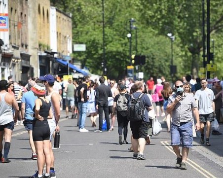 Учени потвърждават - слънцето мори коронавируса