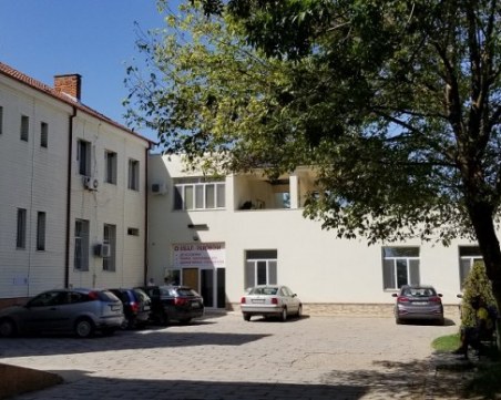 Търсят управител на болницата в Раковски