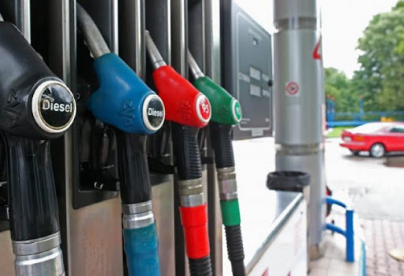 До 100 държавни бензиностанции у нас - в градовете и по възловите пътища