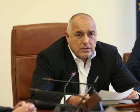 Пада 14-дневната карантина с Гърция и Сърбия