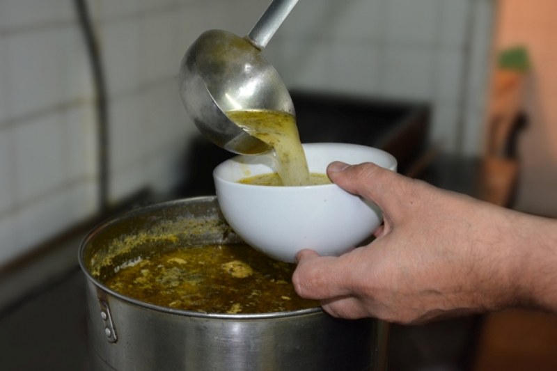 Над 5500 нуждаещи се българи ще получат топла храна