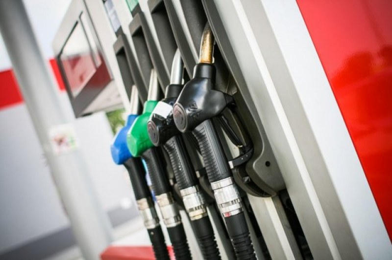 Ще печелили държавата от собствени бензиностанции?
