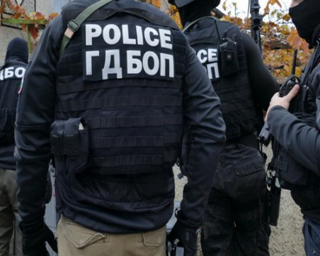 Мокра поръчка: Адвокатка от Враца търсила килъри, които да взривят колата на съдия