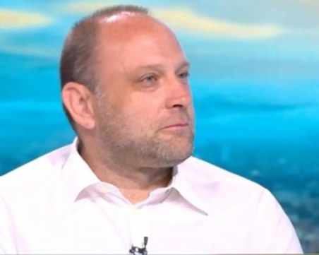 Тити Папазов: Нека Божков не се подиграва с всички левскари