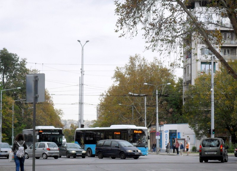 Ремонт затваря възлово кръстовище в Пловдив за седмица