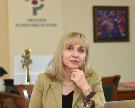 Омбудсманът: Продължавам битката с монополите