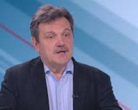 Пулмолог: Коронавирусът ще се превърне в настинка, макар и малко по-неприятна