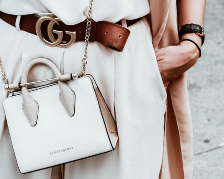 Топ 6 на чантите тази година: Малките излизат от мода!