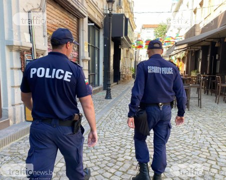 Мащабна акция на полицията в Пловдив започна от Капана