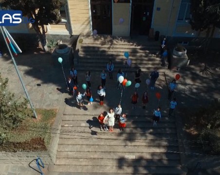 Красив и нестандартен 24 май в Карлово ВИДЕО