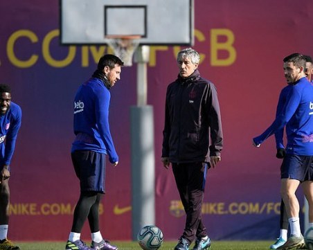 Треньорът на Барса отговори на Меси