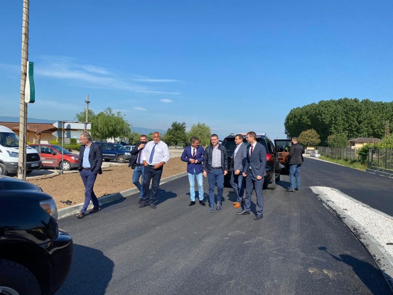 Премиерът инспектира ремонта на пътя Пловдив – Пазарджик, по-натоварен бил от АМ 
