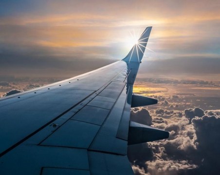 Гърция отваря въздушните си граници