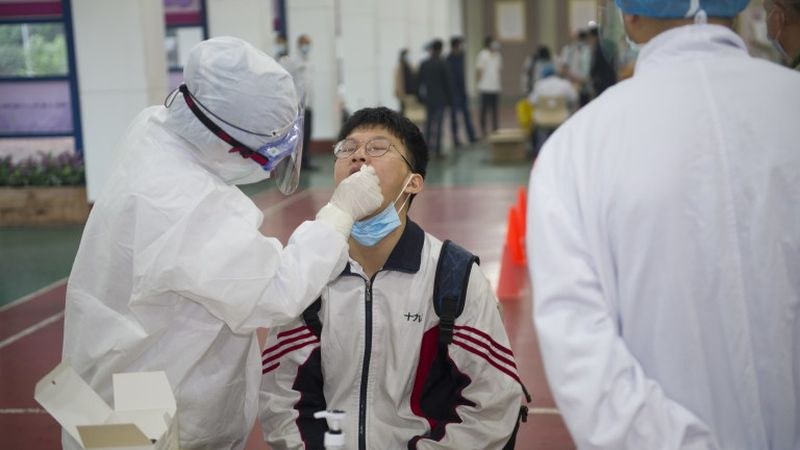 За 10 дни в Ухан са извършени над 6,5 милиона теста за COVID-19