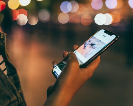 Психолози разказват защо не трябва да следвате бившия си в социалните мрежи