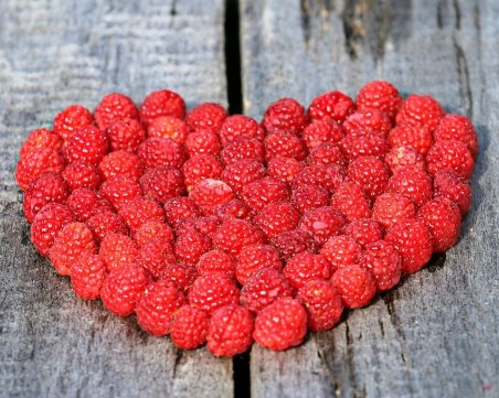 Малиново масло – защо е важно да го имаме