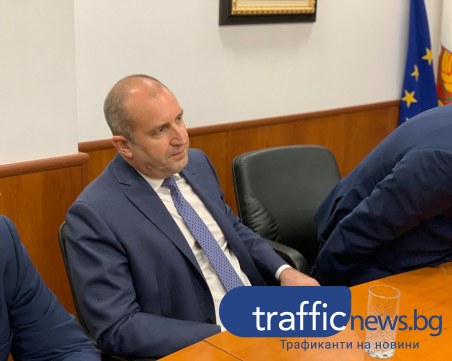 Президентът: Ако ще строим бензиностанции, както строим магистрали, по-добре да не го правим